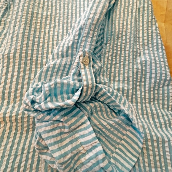 BLOUSE, WAVY FABRIC, BLUE & WHITE, SIZE 4X, VERTICAL STRIPES, POCKET, SHIRRING - Picture 7 of 10